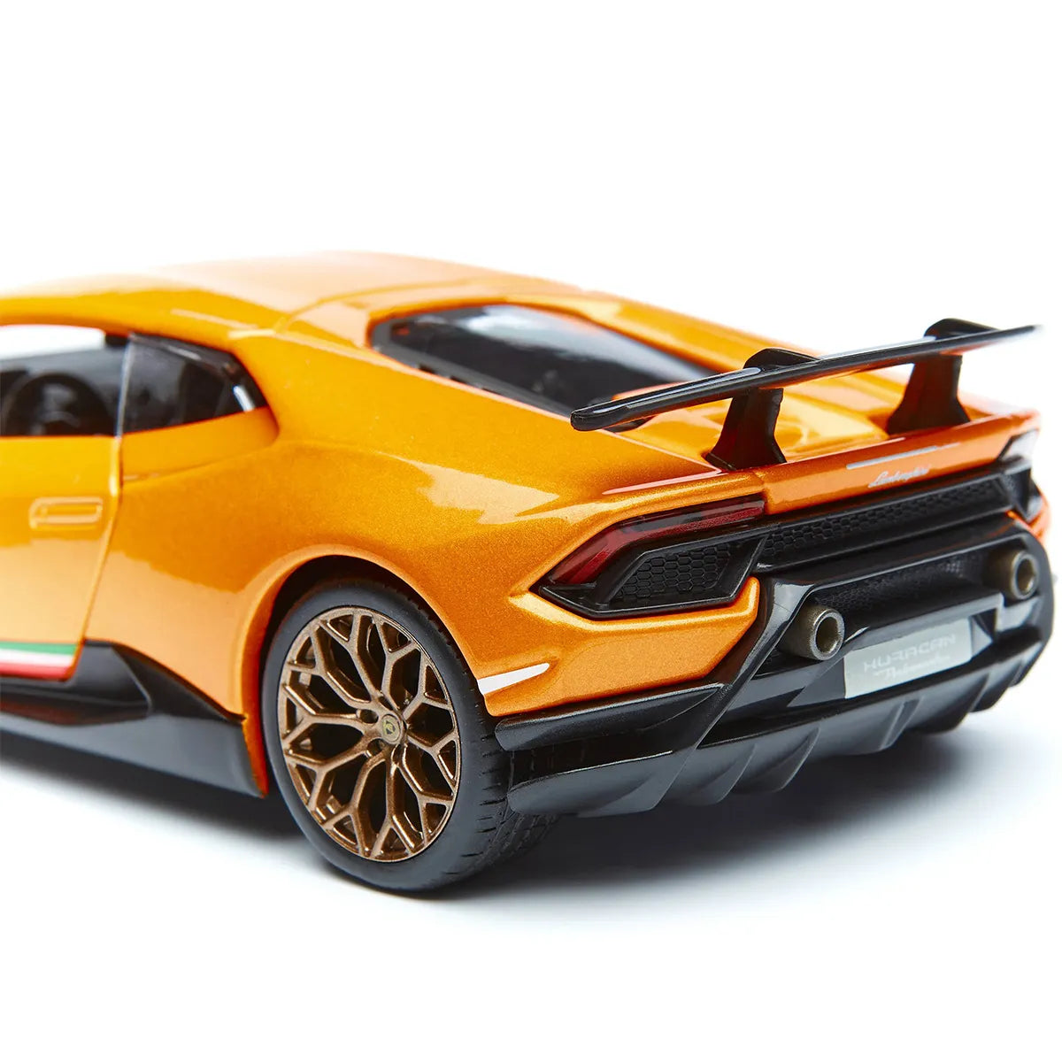 Lamborghini Huracán Performante 1:24