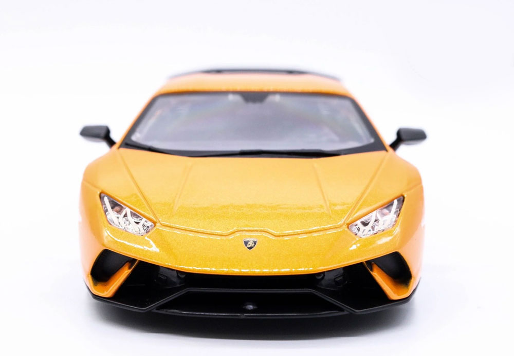Lamborghini Huracán Performante 1:24
