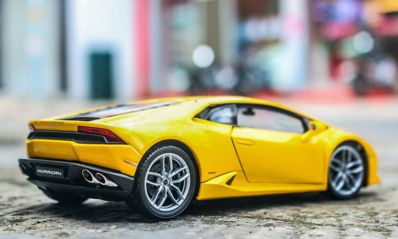 Lamborghini Huracán LP610-4 em Escala 1:24