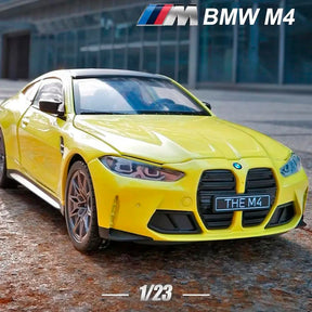 BMW M4 G82 em Escala 1:24