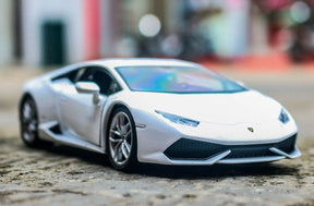 Lamborghini Huracán LP610-4 em Escala 1:24