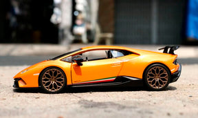Lamborghini Huracán Performante 1:24