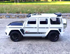 Mercedes-Benz Brabus G700 em Escala 1:32