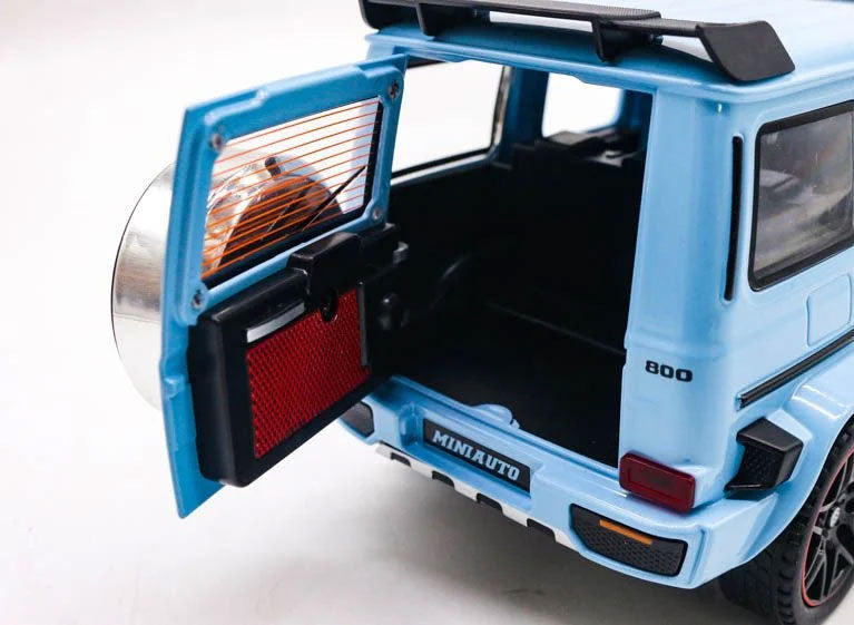 Mercedes Brabus G800 em Escala 1:24