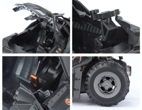 Batmóvel Tumbler 1:24 em Metal