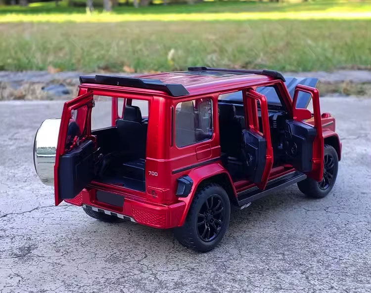 Mercedes-Benz Brabus G700 em Escala 1:32
