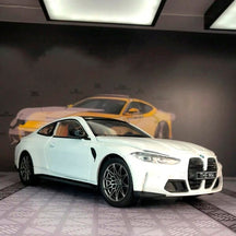 BMW M4 G82 em Escala 1:24